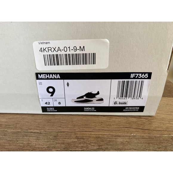 Size 9- Adidas Women's MEHANA Sandals, Black/White NIB - Picture 3 of 8